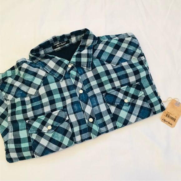 Chip Foster Flannel - Picture 1 of 3